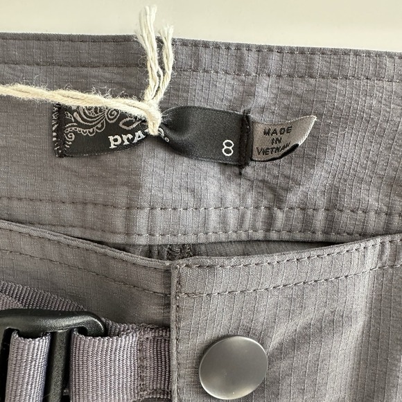 Prana Pants Womens 8 Gray Cinch 3/4 Length Knicker Hiking Climbing Travel - Picture 2 of 9